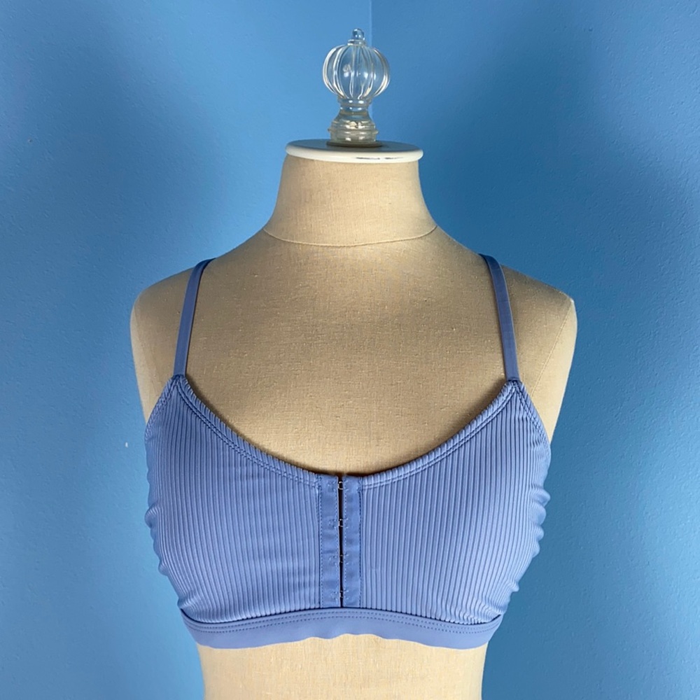 NWOT XHILARATION Periwinkle Ribbed Swim Top